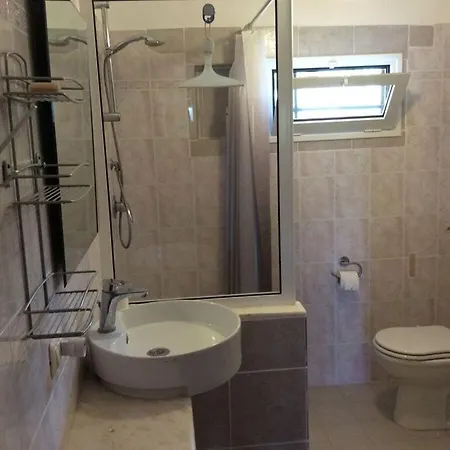 Strandhuis Casa Barbara بيت للعطل *